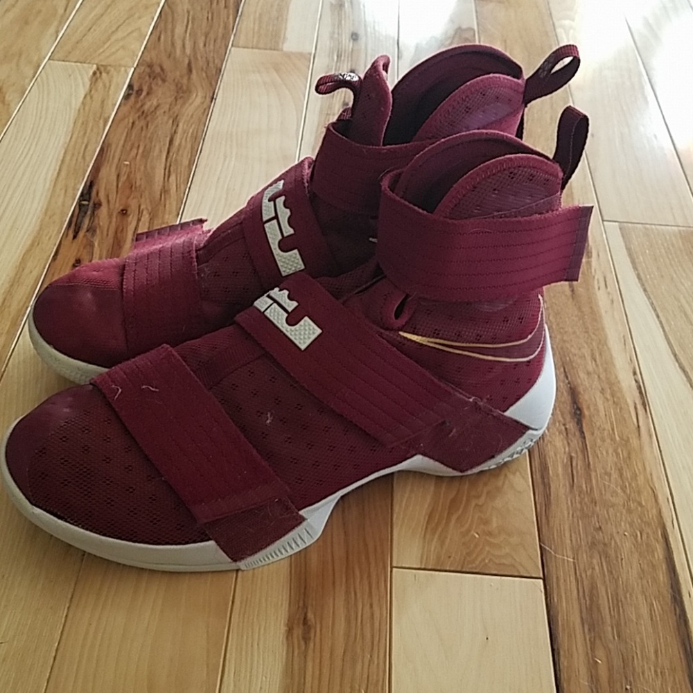 Lebron James soldier X